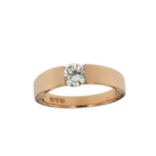 18_02_Anello_Solitario_Diamante_Solitario_Oro_Rosso_750_Creazione_Su_Misura