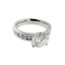 30_04_anello_solitario_brillanti_oro_bianco_750_realizzazione_su_disegno_cliente_genova