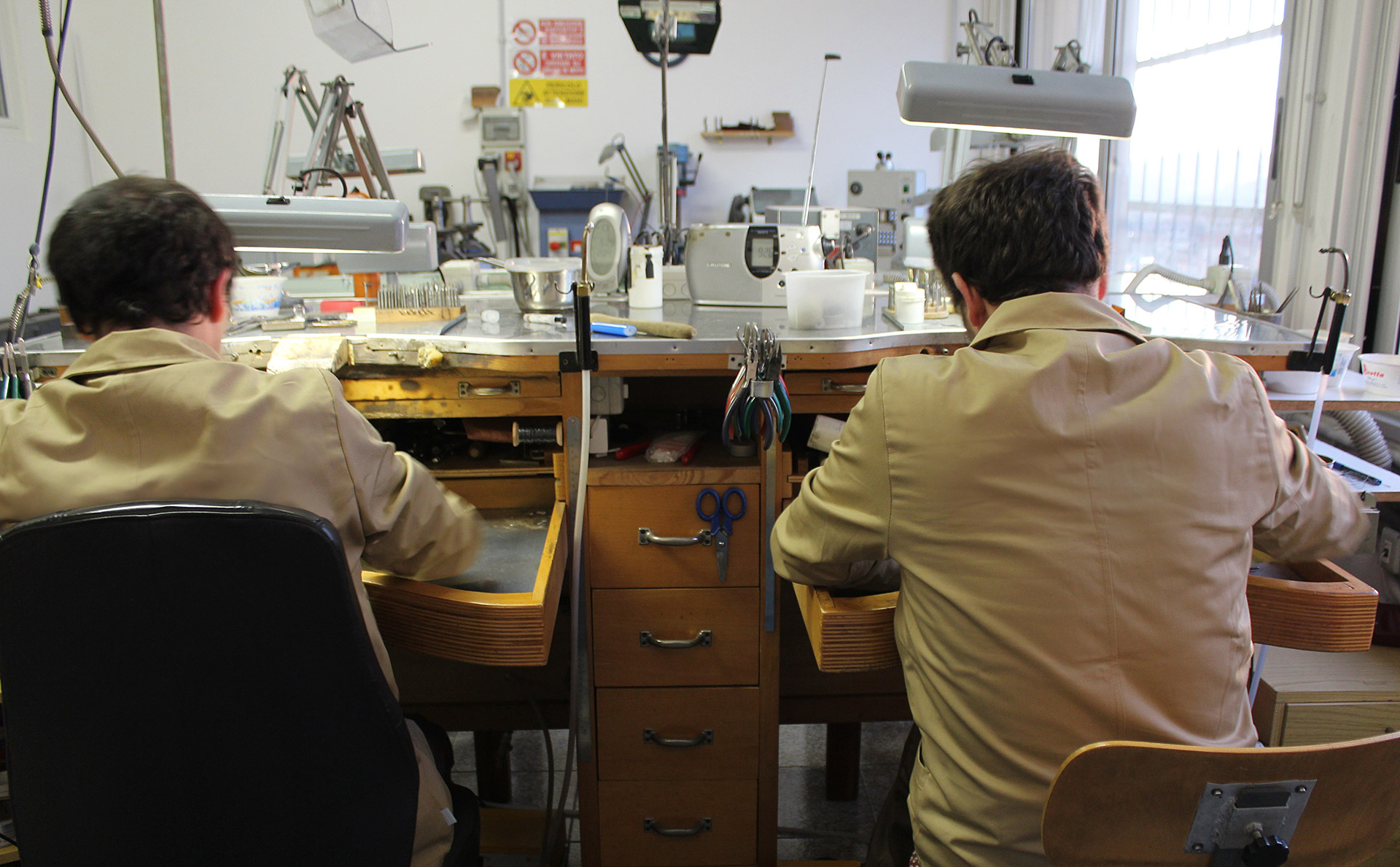 fratelli Repetto Creazioni uniche laboratorio di artigiani orafi 18 carati genova diamanti naturali gioielli su misura fatti a mano